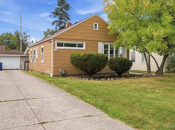 1520 Eggert Road, Buffalo, NY 14226