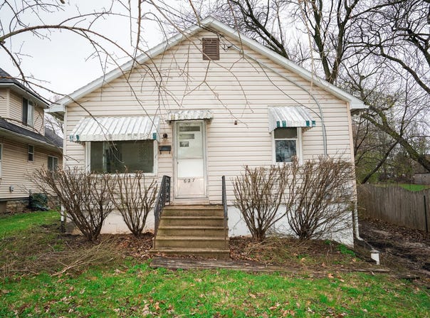 627 Manhattan Road, Joliet, IL 60433