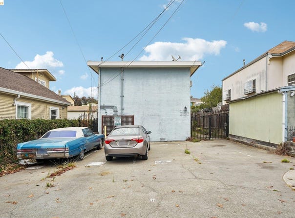2120 E 22Nd St, Oakland, CA 94606