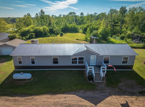 43231 County Highway 61, Hinckley, MN 55037