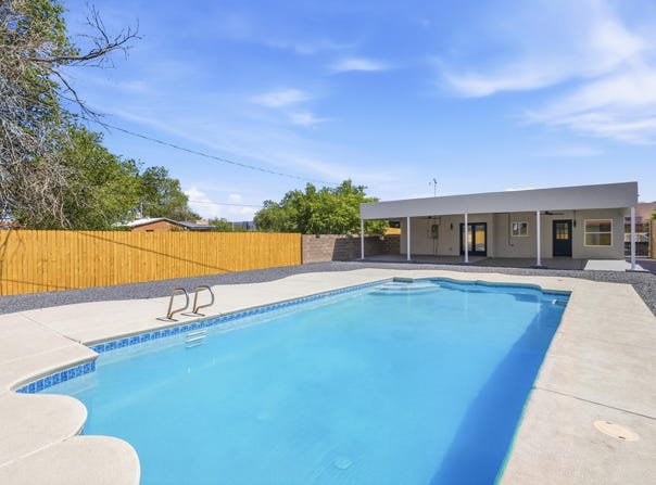 1905 Indian School Road NW, Albuquerque, NM 87104