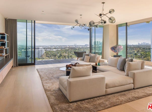 9040 W Sunset Blvd, West Hollywood, CA 90069