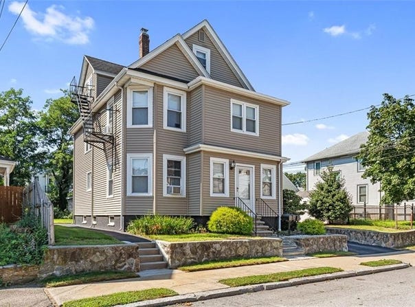 82 Chestnut Avenue, Cranston, RI 02910
