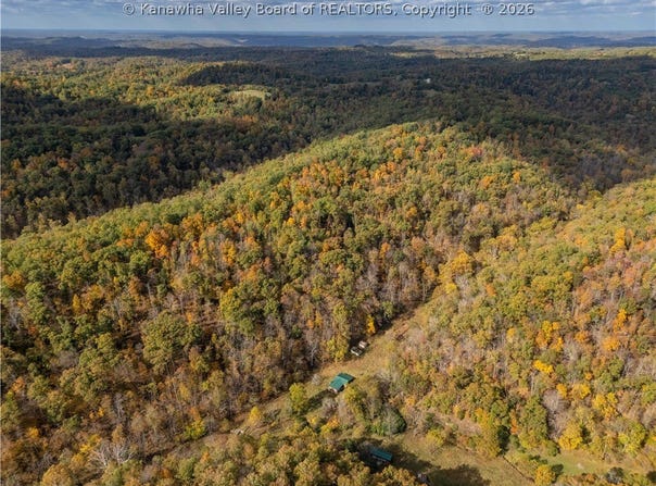 607 Gates Line Road, Leon, WV 25123