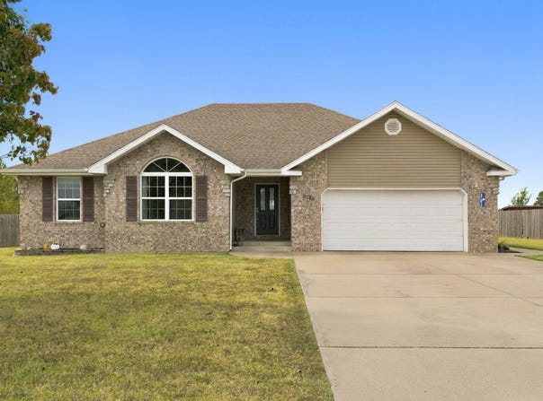 4783 Karlin Lane, Bolivar, MO 65613