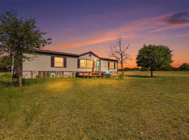 9132 Windmill Court W, Cleburne, TX 76033