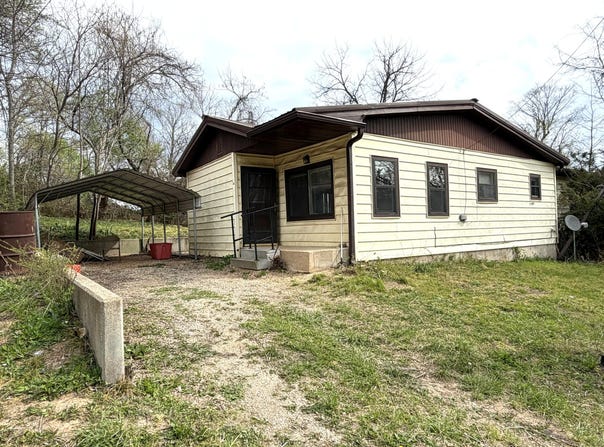 16232 Martin Drive, Eminence, MO 65466