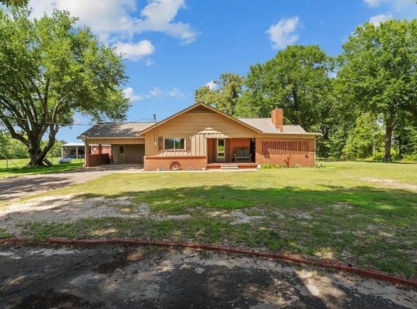 4062 CR 3401, Avery, TX 75554
