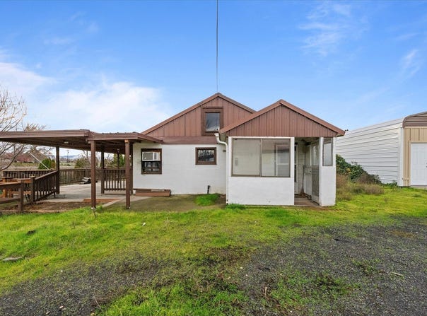 85576 HIGHWAY 11, MiltonFreewater, OR 97862
