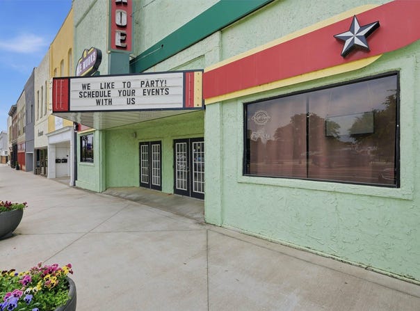 216 W Main Street, Denison, TX 75020