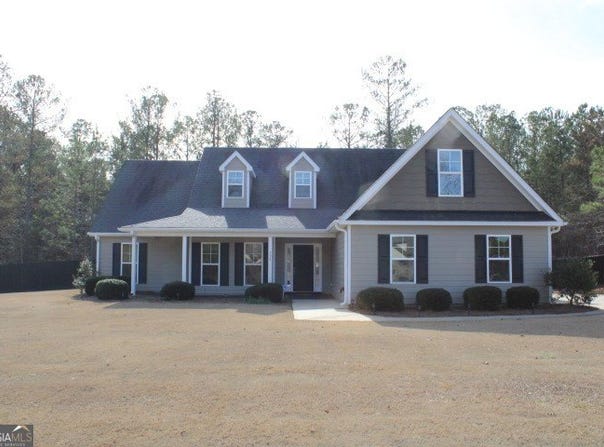 206 Cole Forest Boulevard, Barnesville, GA 30204