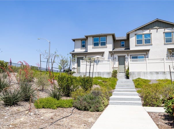 1362 Anise, Upland, CA 91786
