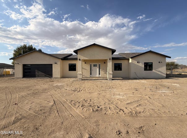 9855 E Ave Q-10, Littlerock, CA 93543