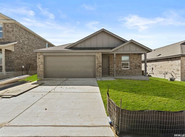 5120 Hagerman, Marion, TX 78124