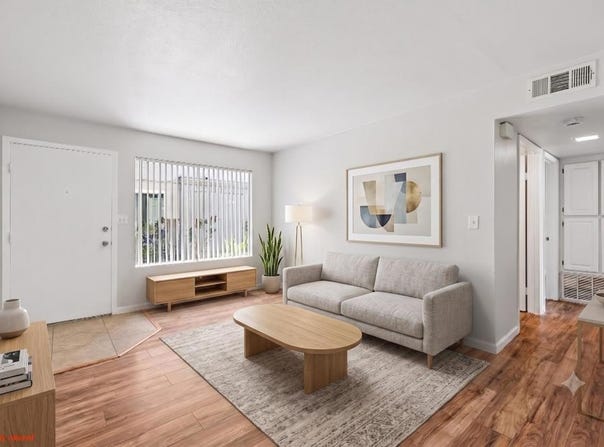 465 E Bradley Avenue, El Cajon, CA 92021