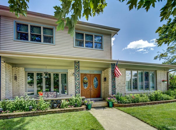 15155 Ridgeway Avenue, Midlothian, IL 60445