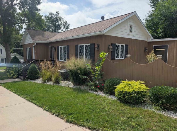 302 Maple Avenue, Clinton, WI 53525