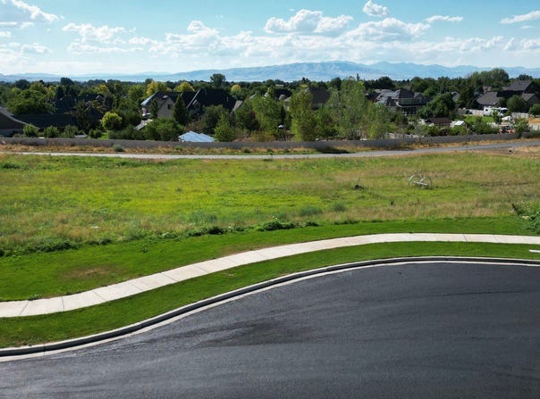 647 VINEYARD Way, Mapleton, UT 84664