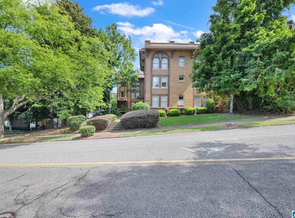 2242 ARLINGTON AVENUE, BIRMINGHAM, AL 35205