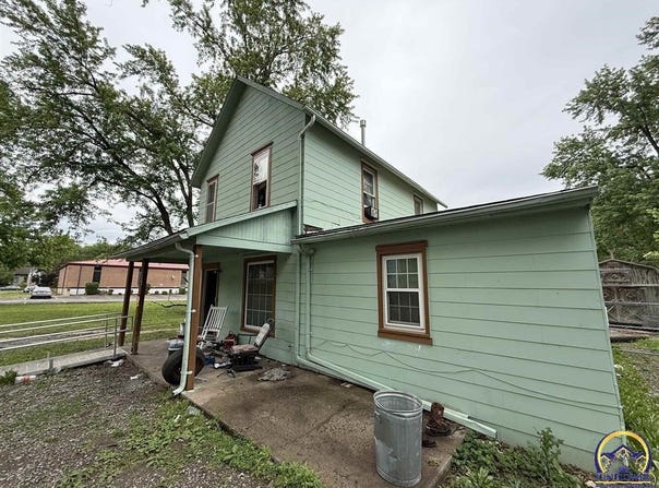 1722 SW Lincoln ST, Topeka, KS 66604