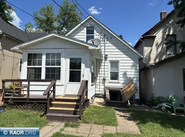 403 5th st SW, Chisholm, MN 55719