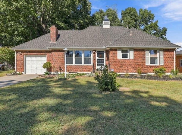 12004 E 48th Street S, Kansas City, MO 64133