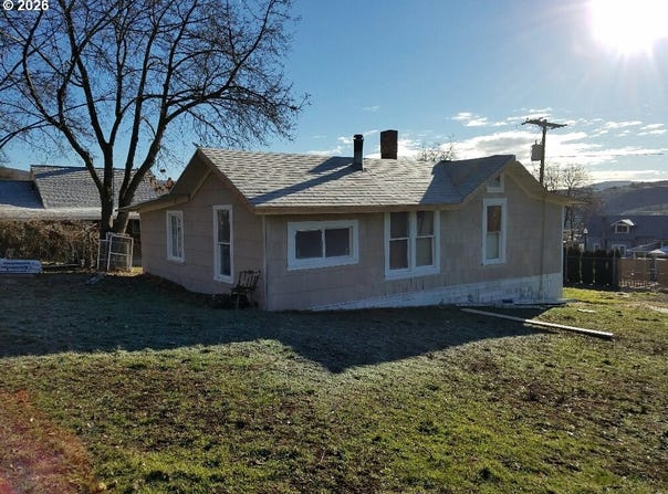 605 GRANT Ave, Maupin, OR 97037