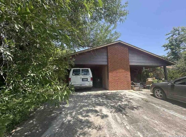 1521 Eichen, New Braunfels, TX 78130