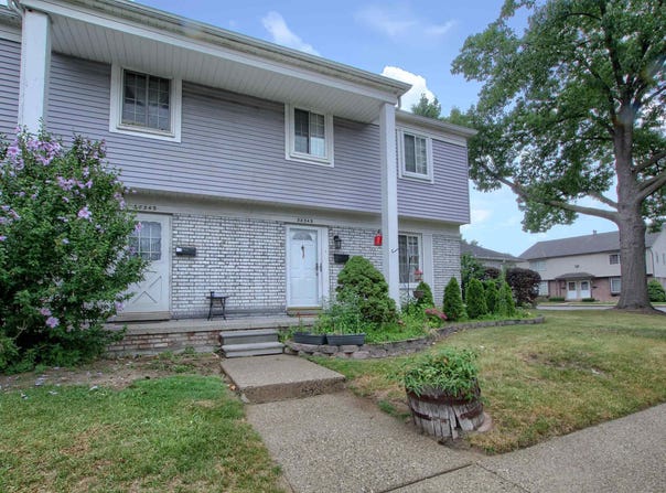 38343 Carolon Boulevard, Westland, MI 48185