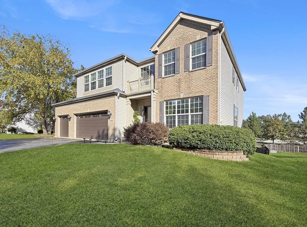 10880 Potomac Drive, Huntley, IL 60142