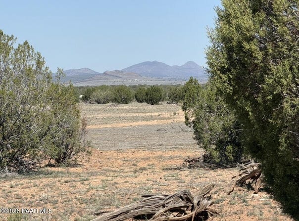 W26 Prairie Dog Road, Ash Fork, AZ 86320