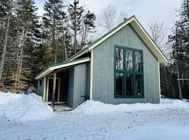 1021 Johnsons Circle, Carrabassett Valley, ME 04947