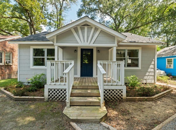2327 N 3rd Ave, LAUREL, MS 39440