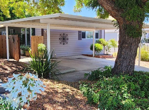 1120 PEPPER DR, El Cajon, CA 92021
