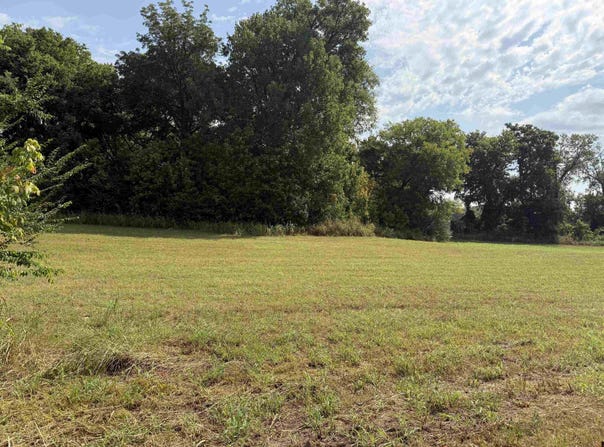32 Upper Yorktown Drive, Locust Grove, AR 72550