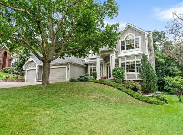 39 Marcin Hill, Burnsville, MN 55337