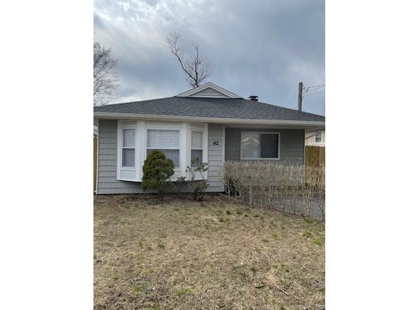 42 Vernon Avenue, Mastic, NY 11950
