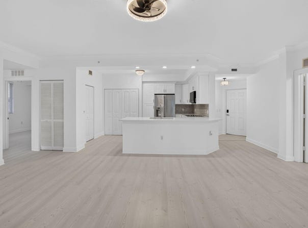 1690 RENAISSANCE COMMONS Boulevard, Boynton Beach, FL 33426