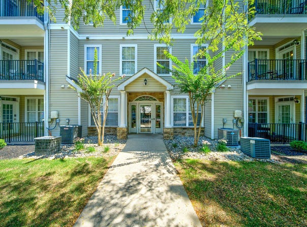 14 KYLE Way, EWING, NJ 08628