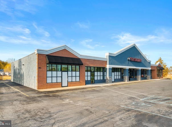 160 BETHLEHEM Pike, COLMAR, PA 18915