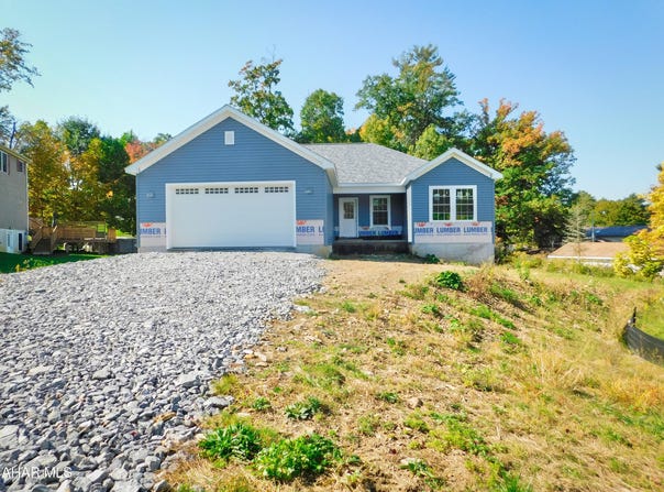 193 Frederick Road, Altoona, PA 16602