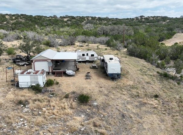 2 SD 45682, Rocksprings, TX 78880