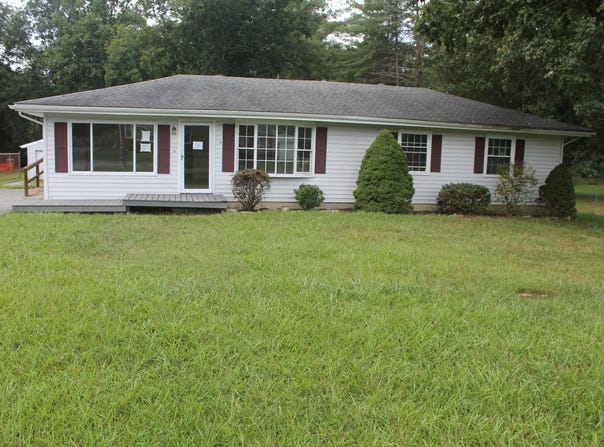 114 Cliffview Dr, Covington, VA 24426