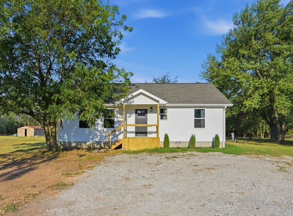 1002 Granby Miners Road, Granby, MO 64844