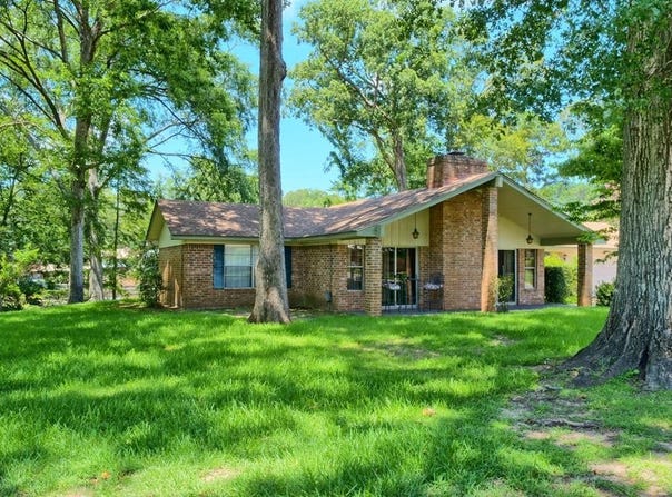 191 Primrose Lane, Hemphill, TX 75948