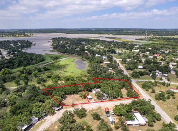 3010 Captains Cove, May, TX 76857