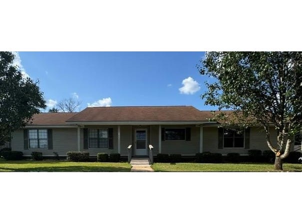 700 GEORGE WALLACE DR, Enterprise, AL 36330