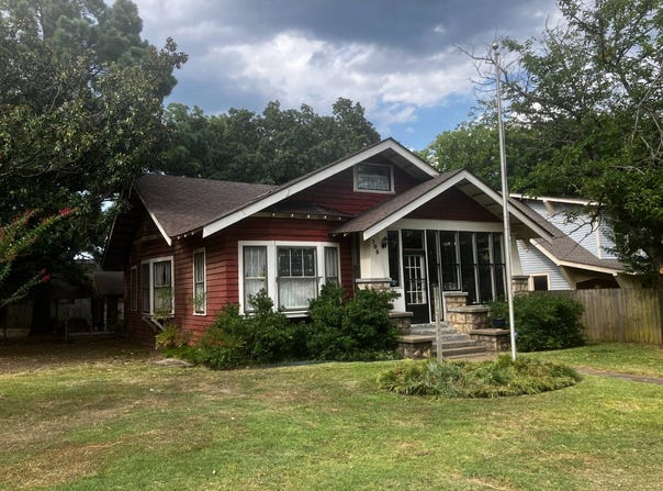 306 West Avenue E, Heavener, OK 74937