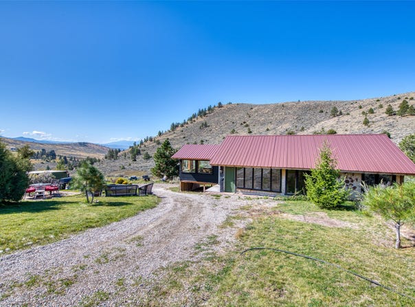2223 Blue Sage Trail, Corvallis, MT 59828