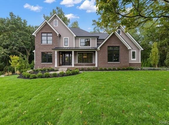 4340 Charing Way, Bloomfield Twp, MI 48304